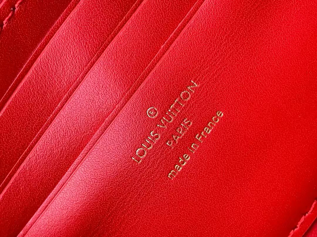 Louis Vuitton M12405 Wallet On Chain Capucines Calf Leather Red