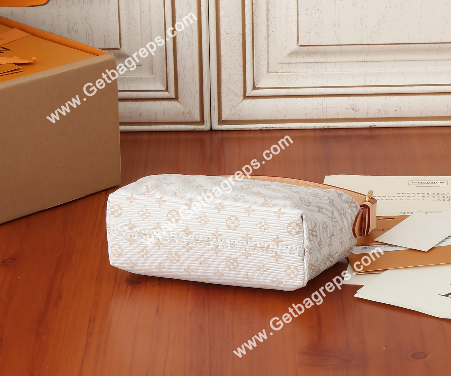 Louis Vuitton M12433 Hills Pochette Mastic