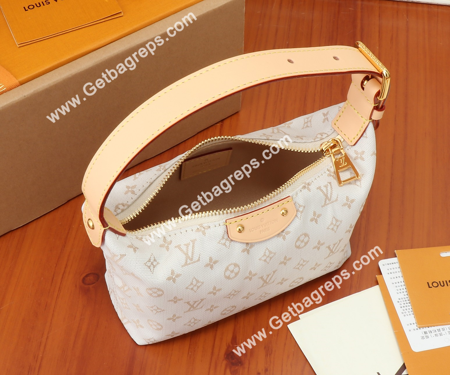 Louis Vuitton M12433 Hills Pochette Mastic