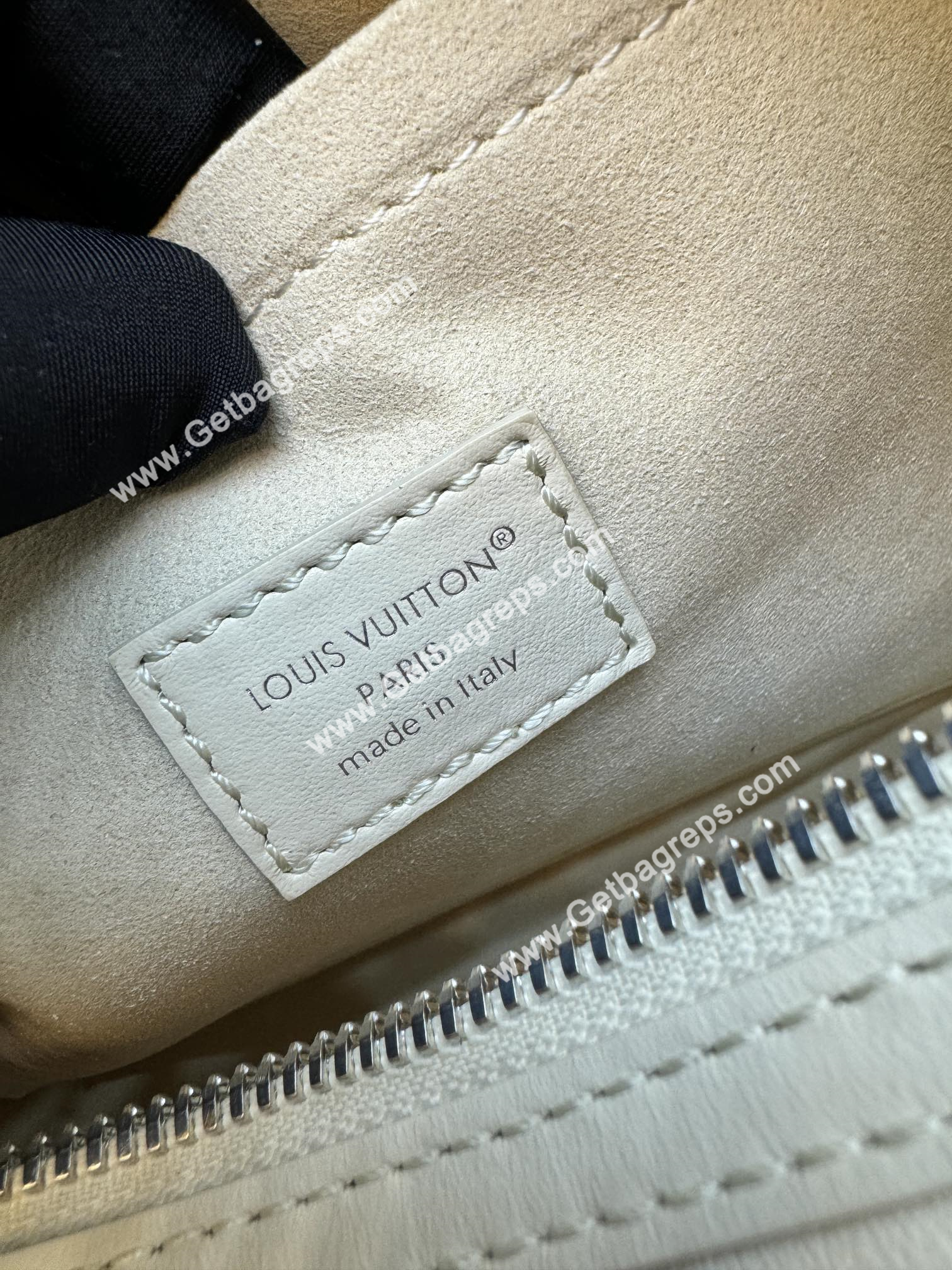 Louis Vuitton M12965 Speedy Cargo Vibe White
