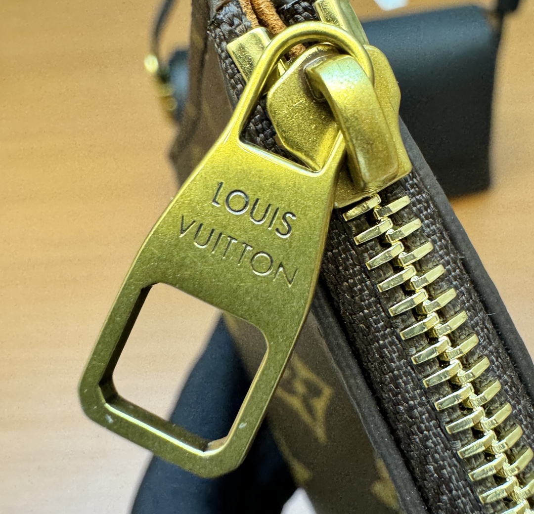 Louis Vuitton M13148 Low Key Messenger Black Calf Leather