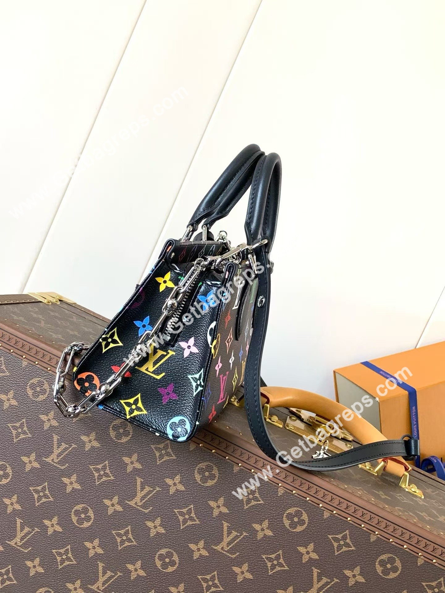 Louis Vuitton M13260 LV x TM OnTheGo East West Chain Multicolored