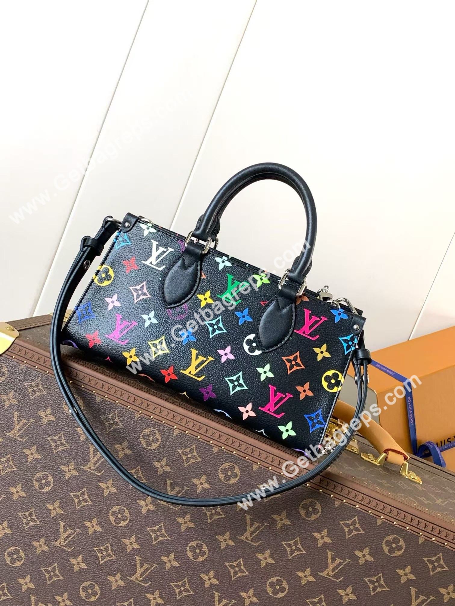 Louis Vuitton M13260 LV x TM OnTheGo East West Chain Multicolored