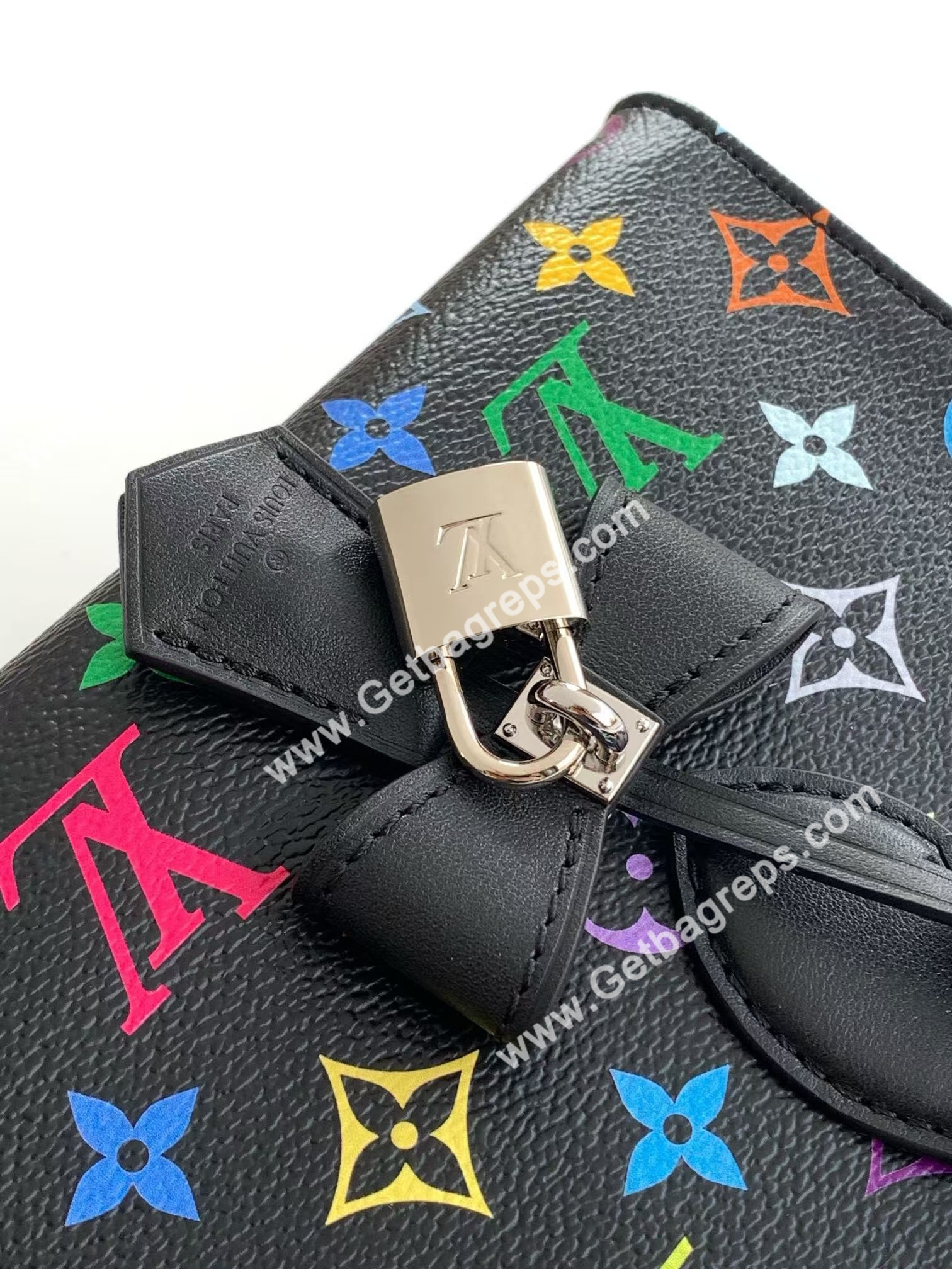 Louis Vuitton M13260 LV x TM OnTheGo East West Chain Multicolored