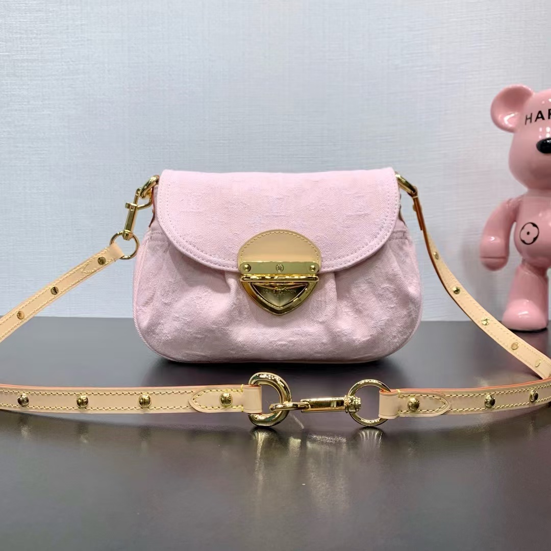 Louis Vuitton M13347 Sunset Washed Pink