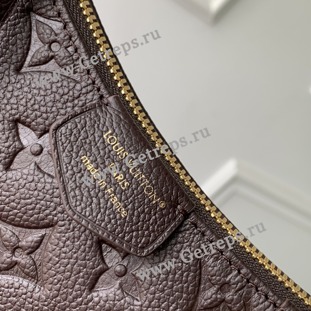 Louis Vuitton M13614 Easy Pouch Embossed Grained Cowhide Leather Brown