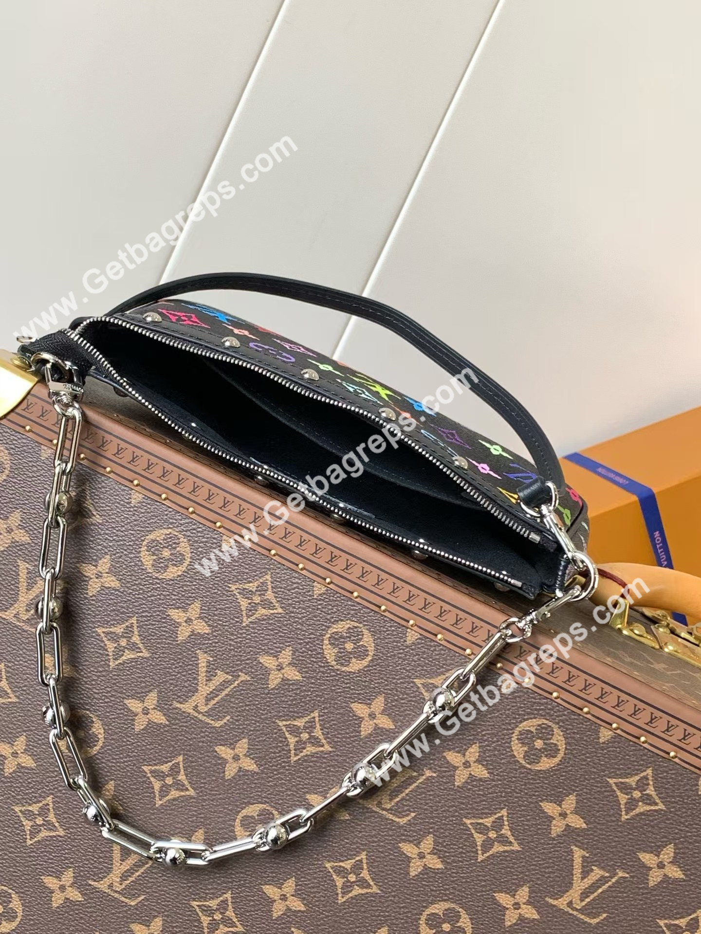 Louis Vuitton M13663 Pochette Accessoires Multicolored