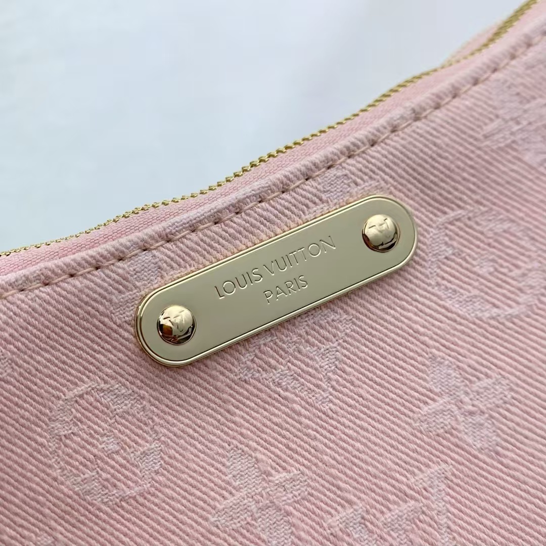 Louis Vuitton M14159 Liv Pochette  Washed Pink