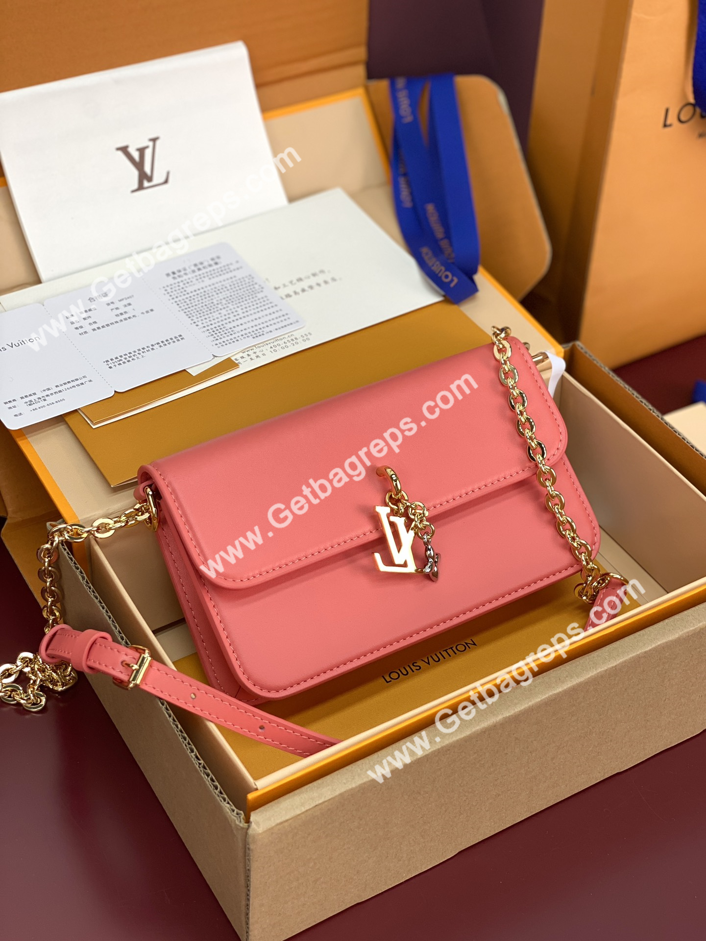 Louis Vuitton M14548 Wallet On Chain LV Bloom LOUIS VUITTON Sweet Coral