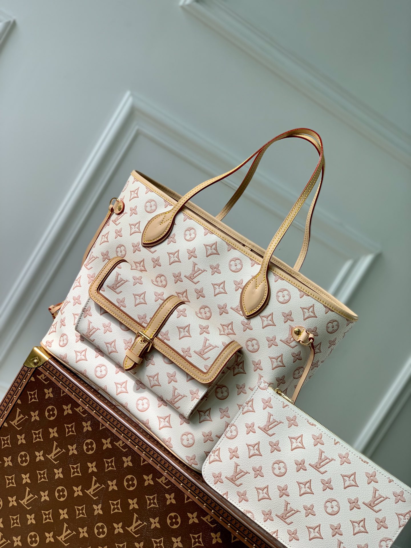 Louis Vuitton M20921 Neverfull MM Tote Bag Monogram Coated Canvas White