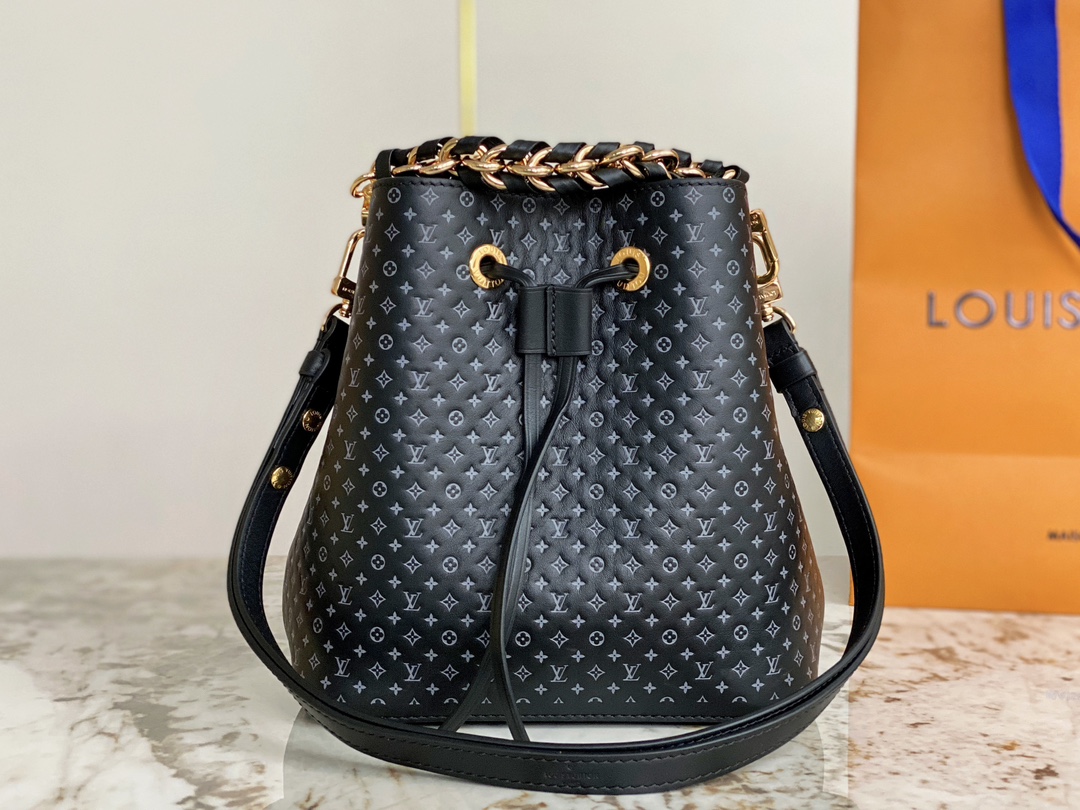 Louis Vuitton M22598 NeoNoe BB Black Calfskin