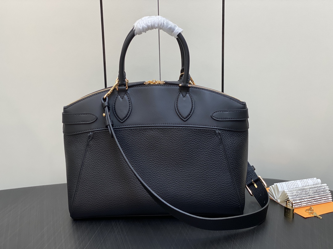 Louis Vuitton M22914 Lock It MM Taurillon Leather Smooth Calfskin Black