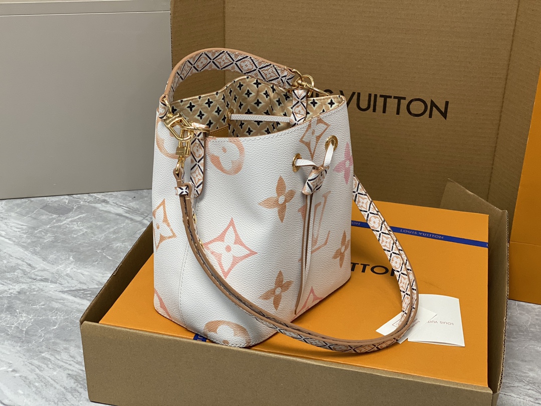 Louis Vuitton M22985 Neonoe BB Monogram Coated Canvas Beige