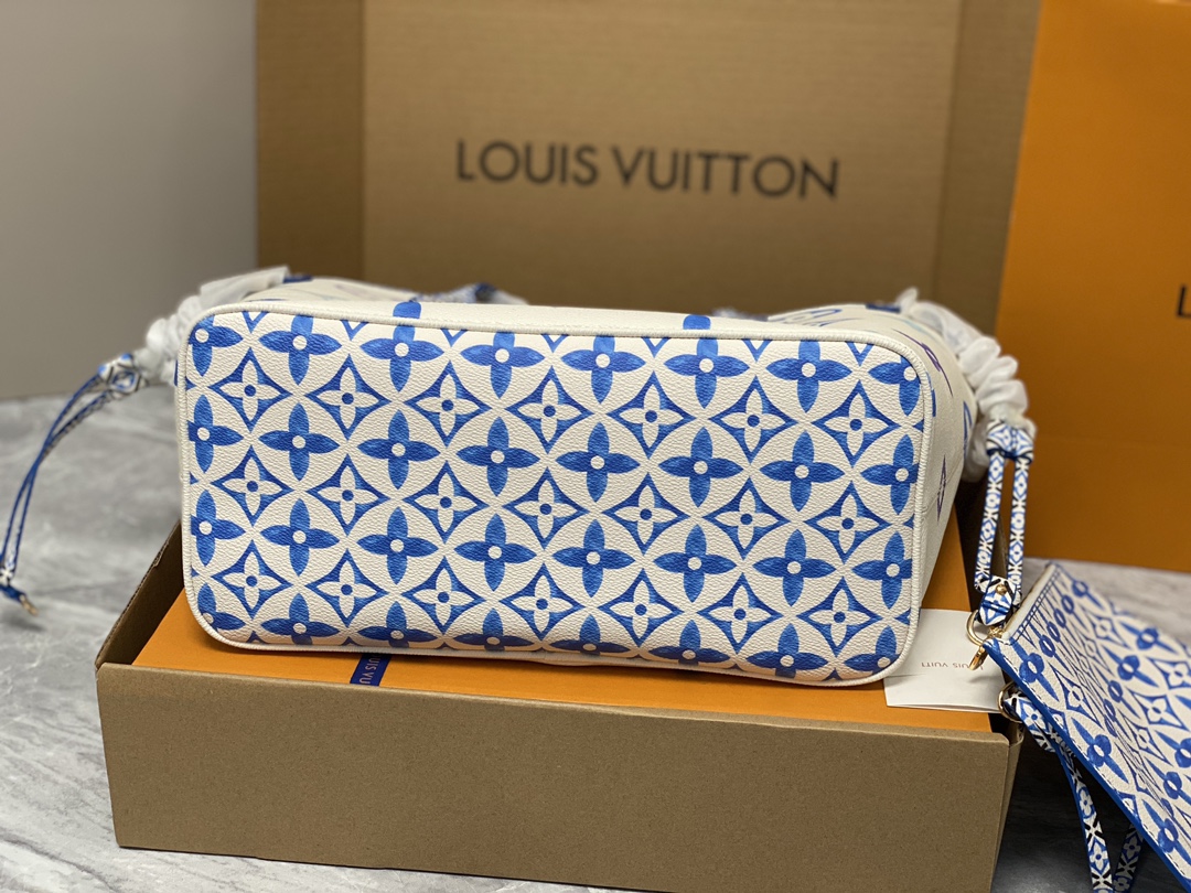 Louis Vuitton M23055 Neverfull MM Monogram Coated Canvas Blue