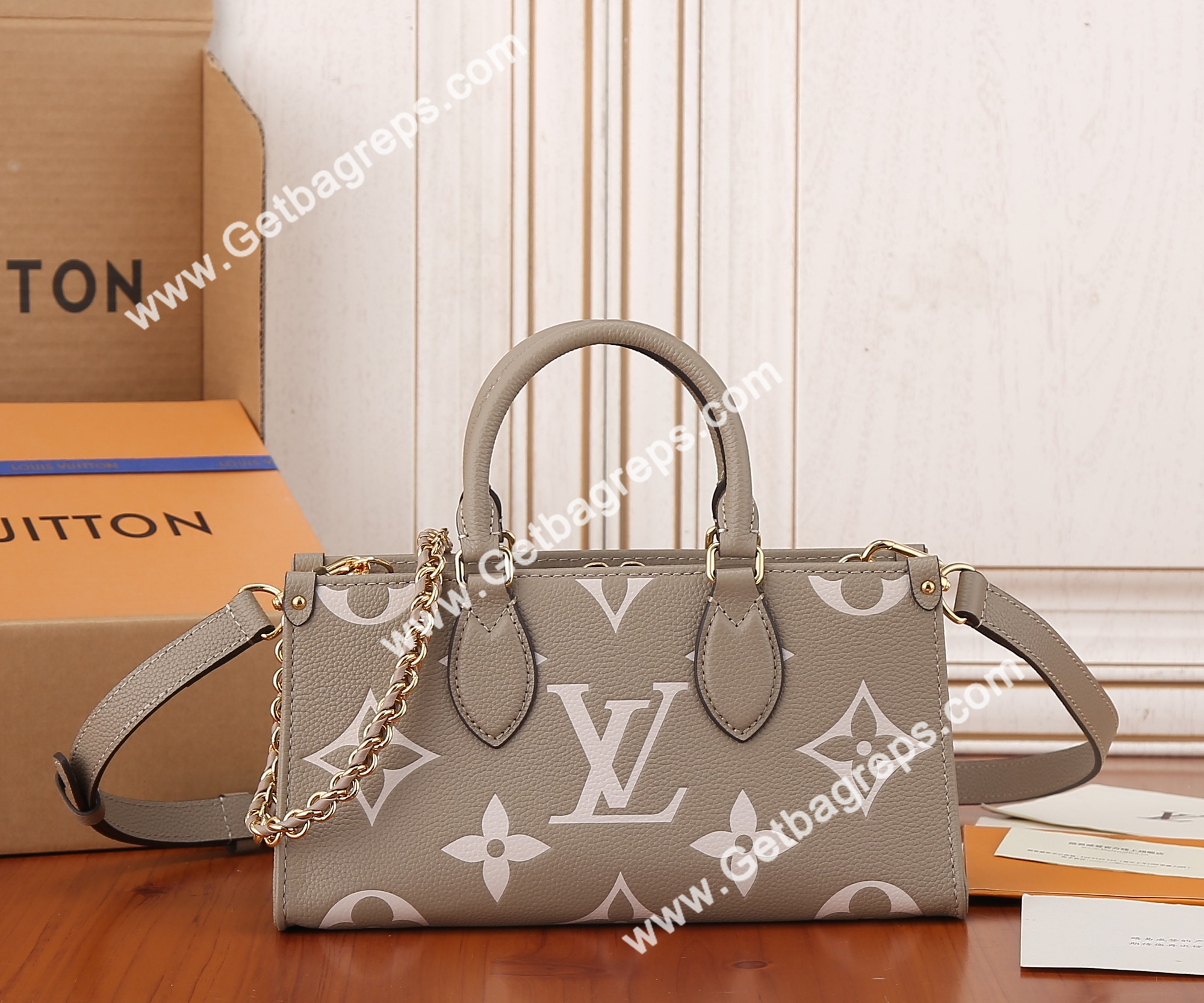 Louis Vuitton M23641 OnTheGo East West Embossed Grained Cowhide Leather Cream