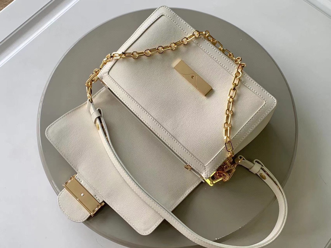 Louis Vuitton M25050 Dauphine Soft MM Calfskin White