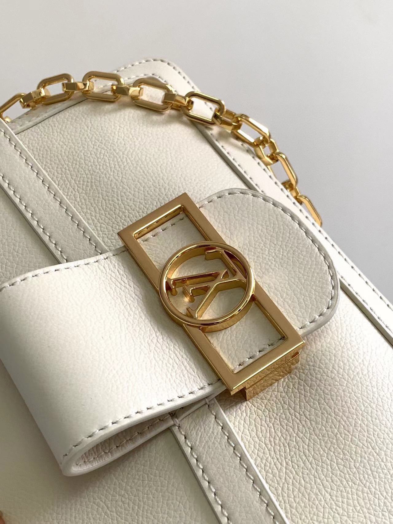 Louis Vuitton M25050 Dauphine Soft MM Calfskin White