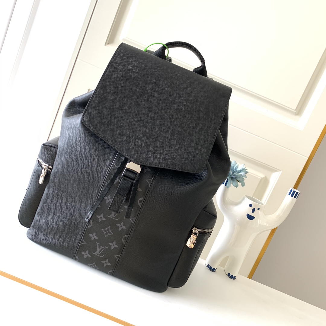 Louis Vuitton M30417 Outdoor Backpack Black