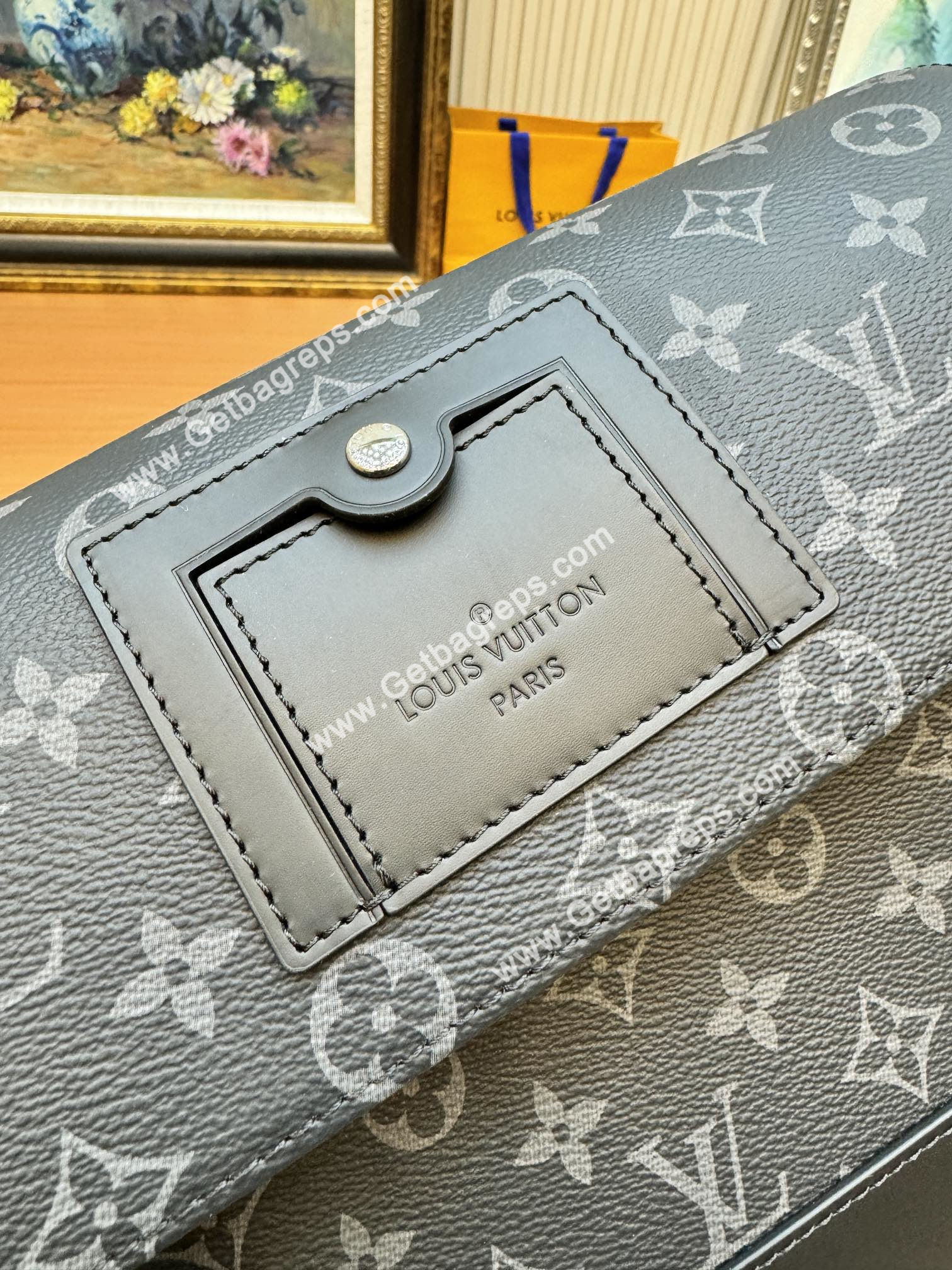 Louis Vuitton M40511 Men Bag