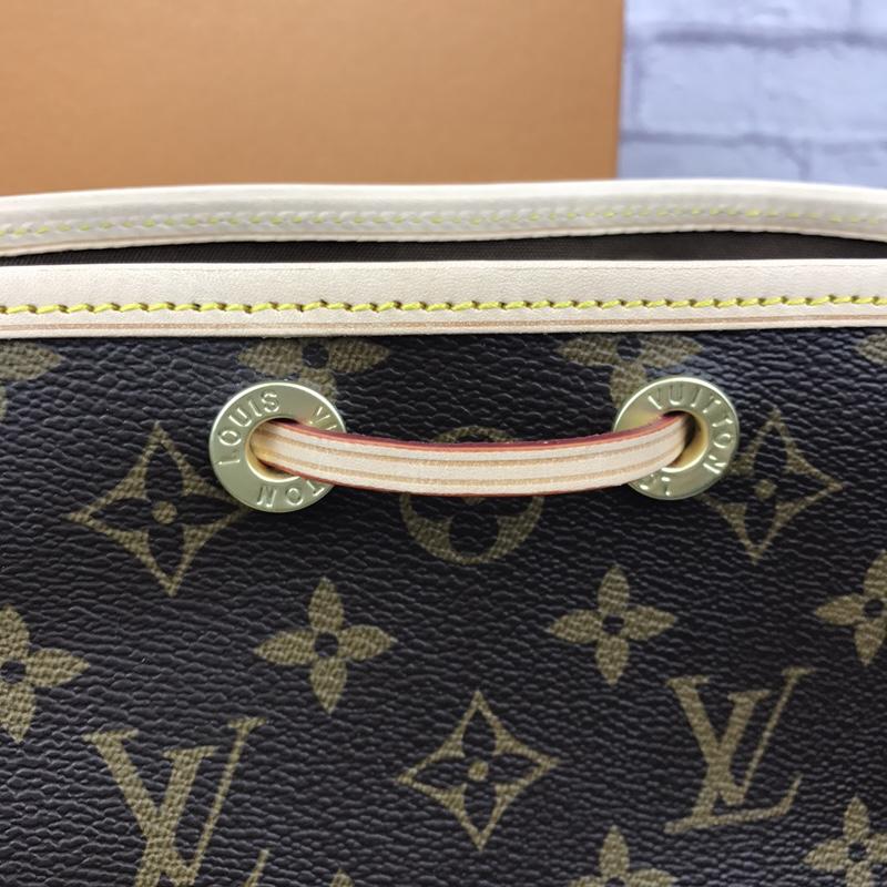 Louis Vuitton M40817 Noe BB Buckle Bag Monogram Canvas 