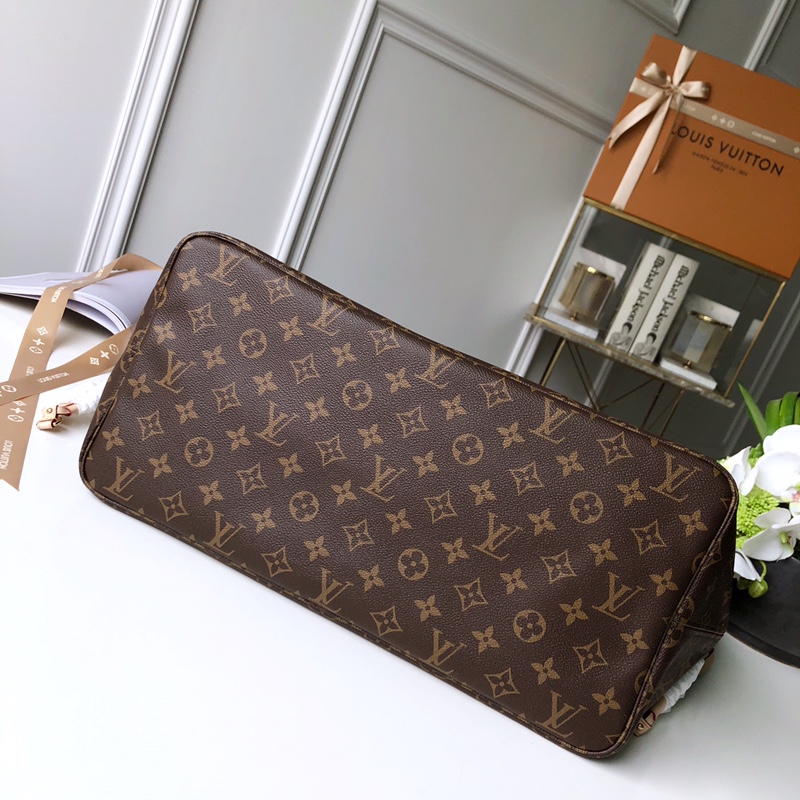 Louis Vuitton M40990 Neverfull GM Monogram Coated Canvas Beige