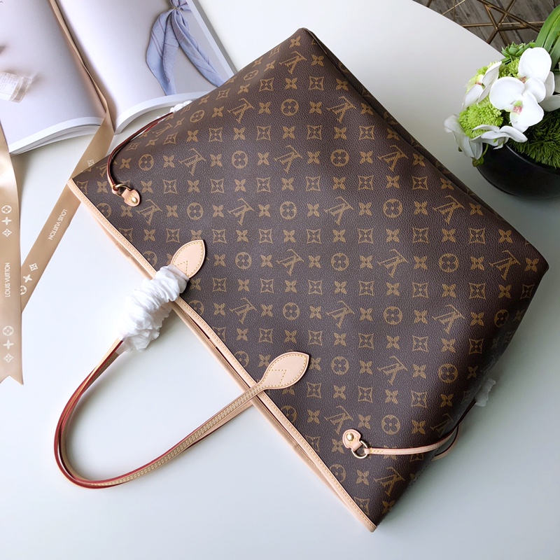 Louis Vuitton M41180 Neverfull GM Monogram Coated Canvas Cherry