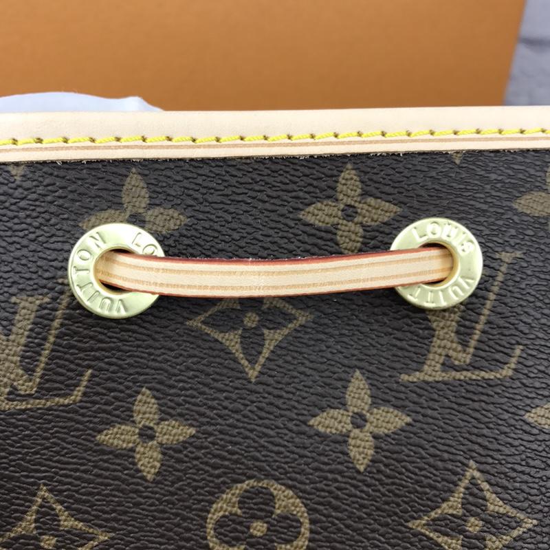 Louis Vuitton M42226 Vintage Petit Noe Buckle Bag Monogram