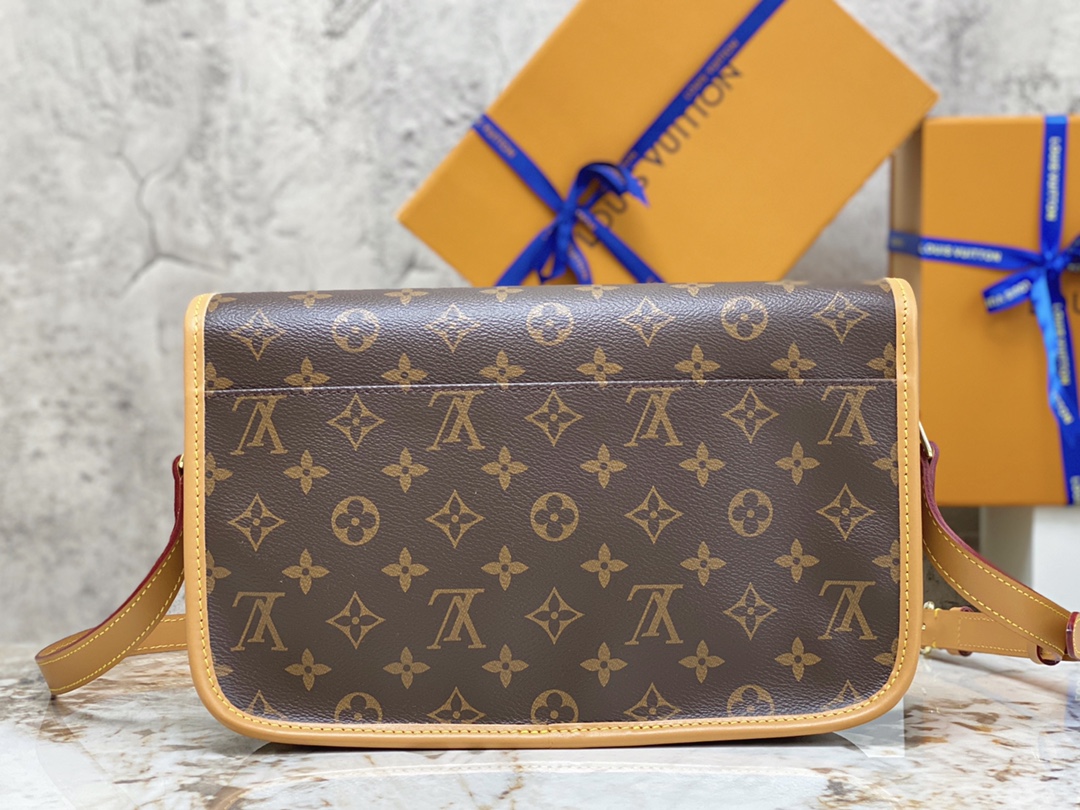 Louis Vuitton M42247 Gibeciere MM Shoulder Bag Monogram Coated Canvas