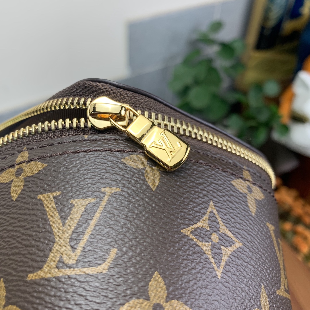 Louis Vuitton M43689 Packing Cube PM Monogram coated canvas exterior