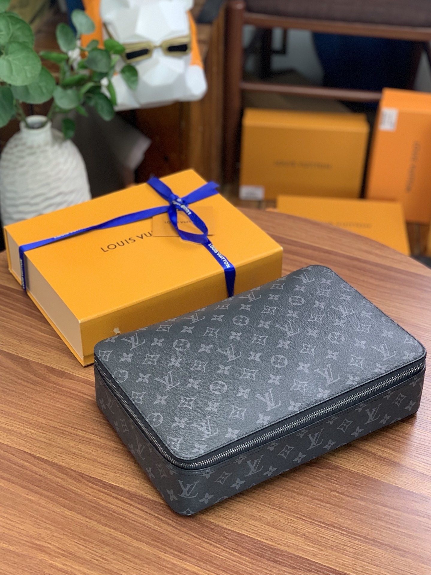 Louis Vuitton M43690 Packing Cube GM Monogram Eclipse Coated Canvas