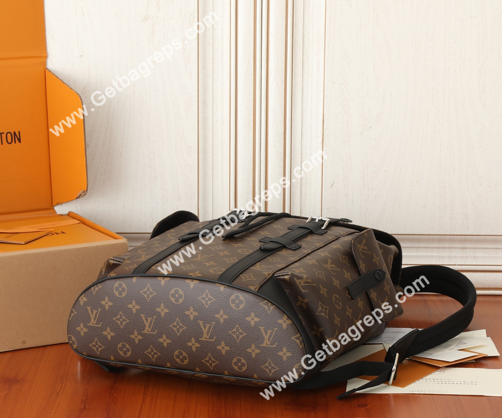 Louis Vuitton M43735 Christopher MM Backpack Monogram