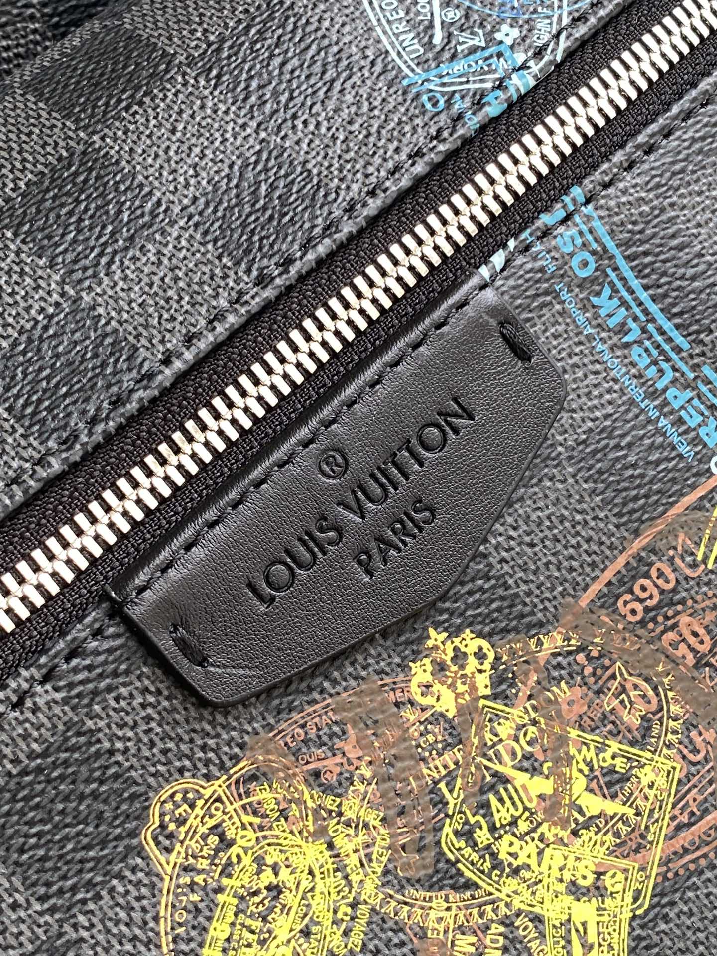 Louis Vuitton M45275 Discovery Backpack  Damier Graphite