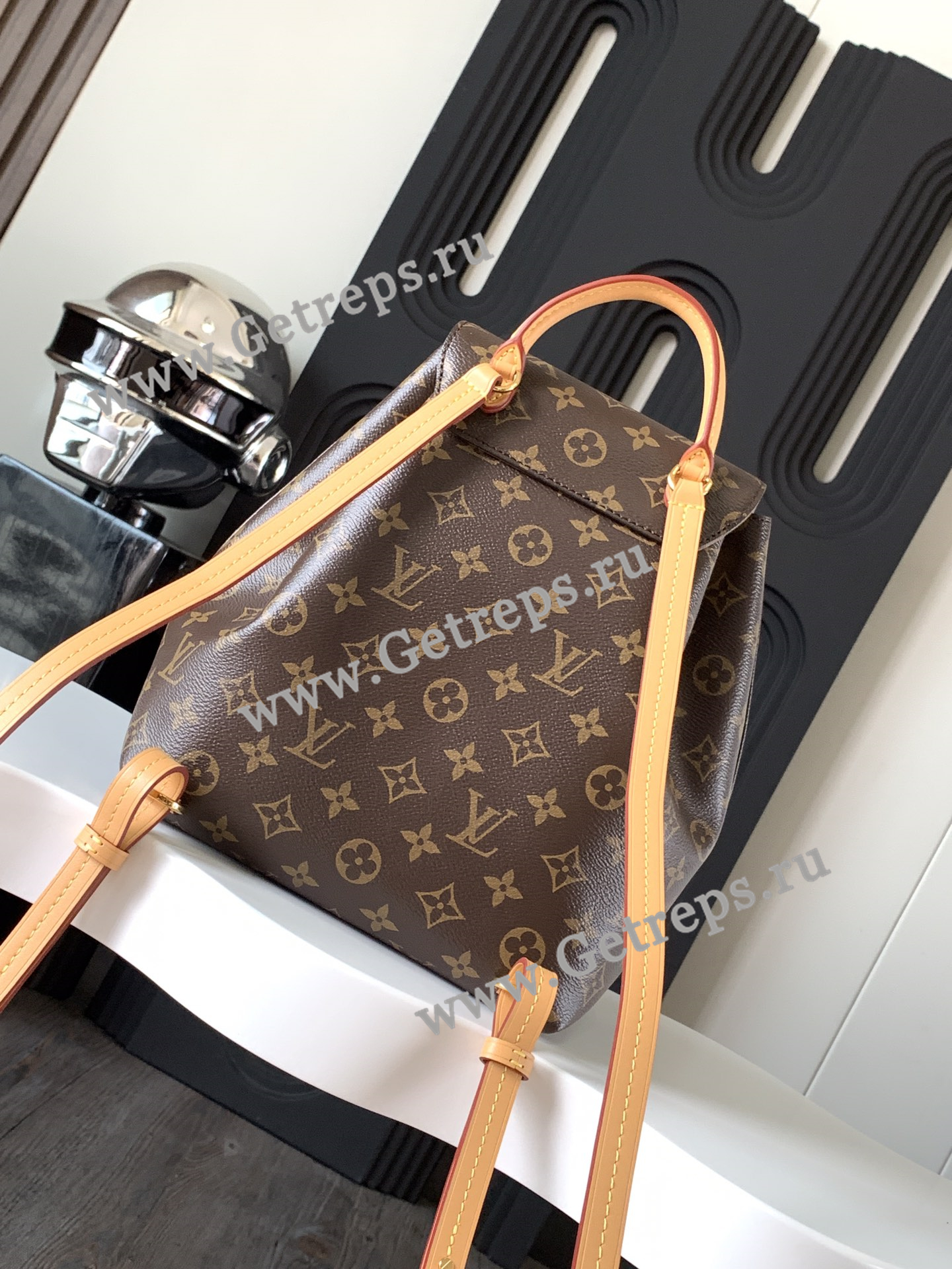 Louis Vuitton M45515 Montsouris PM Monogram Canvas Brown