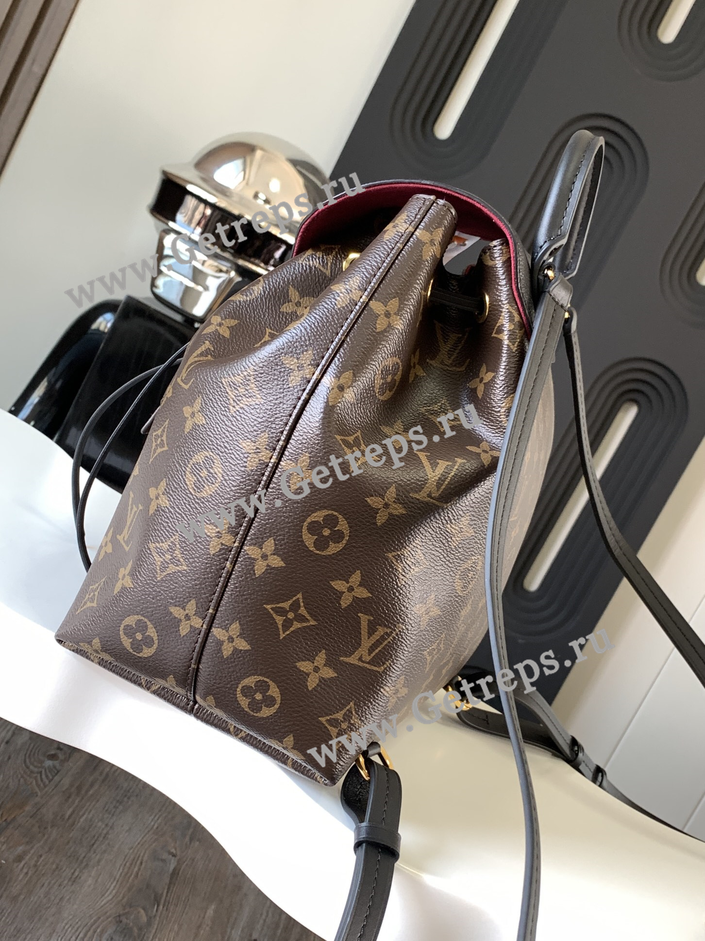 Louis Vuitton M45515 Montsouris PM Monogram Canvas 