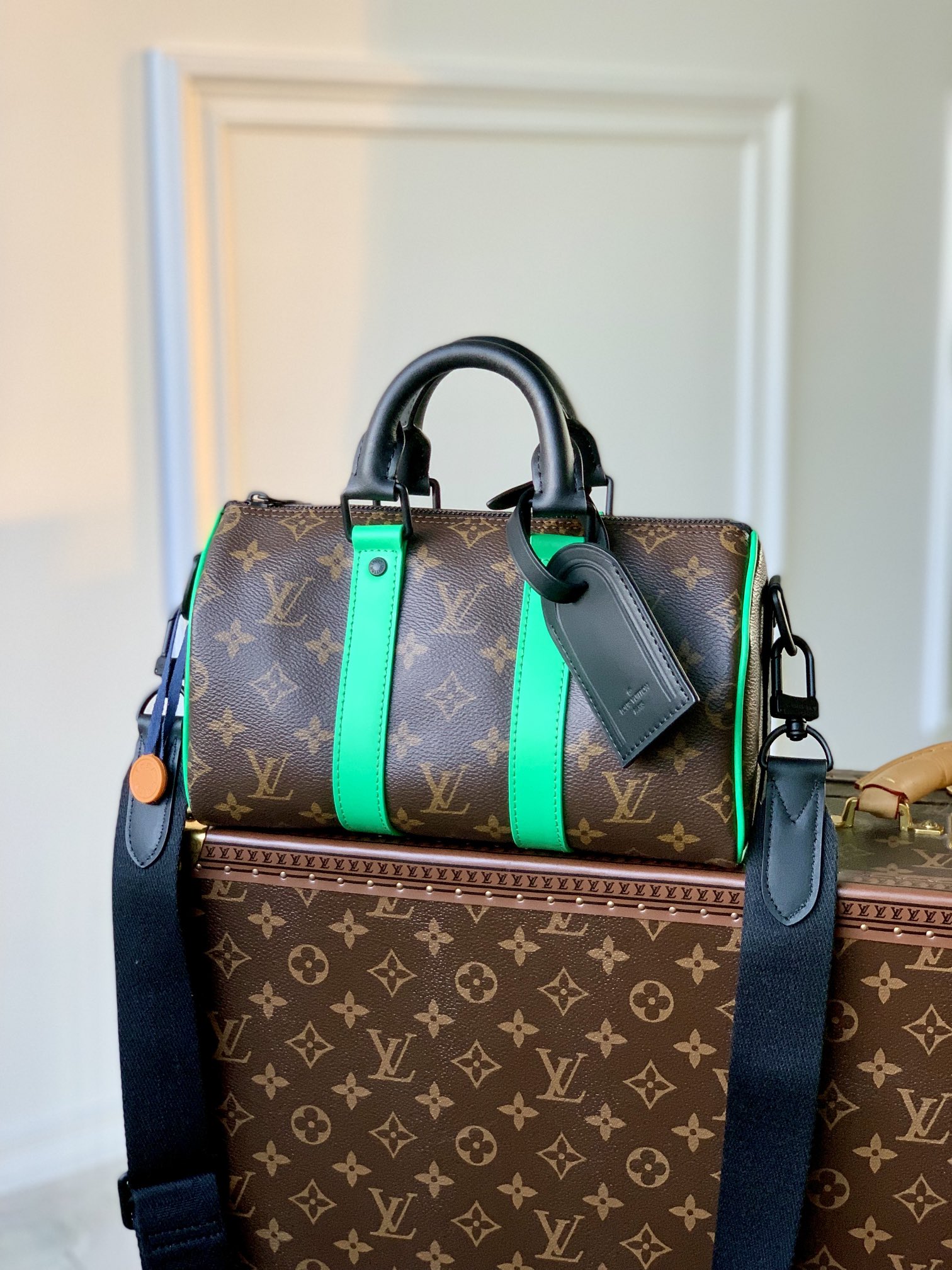 Louis Vuitton M46249 Keepall Bandouliere 25 Monogram Macassar coated canvas and Minty Green cowhide leather