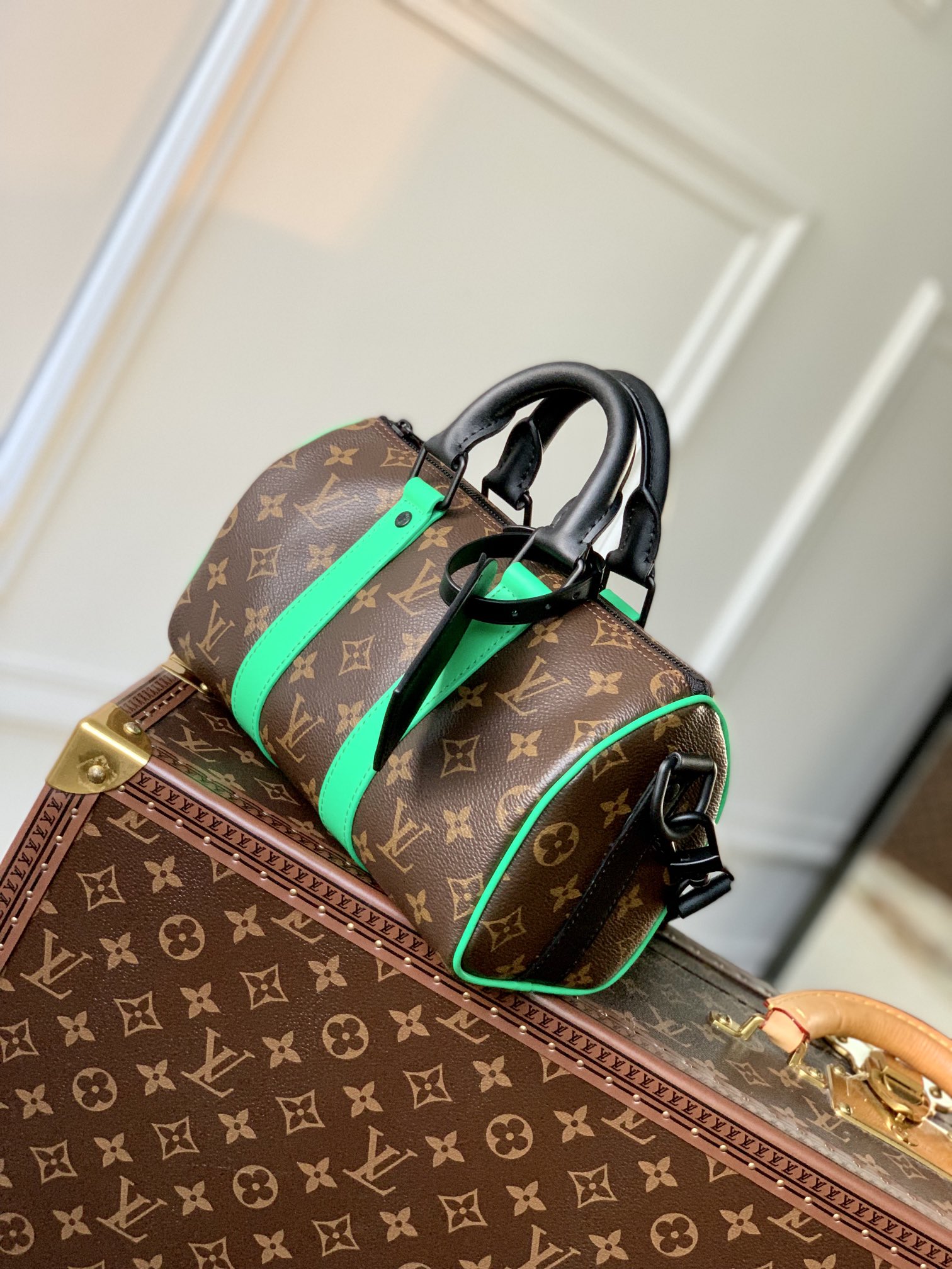 Louis Vuitton M46249 Keepall Bandouliere 25 Monogram Macassar coated canvas and Minty Green cowhide leather