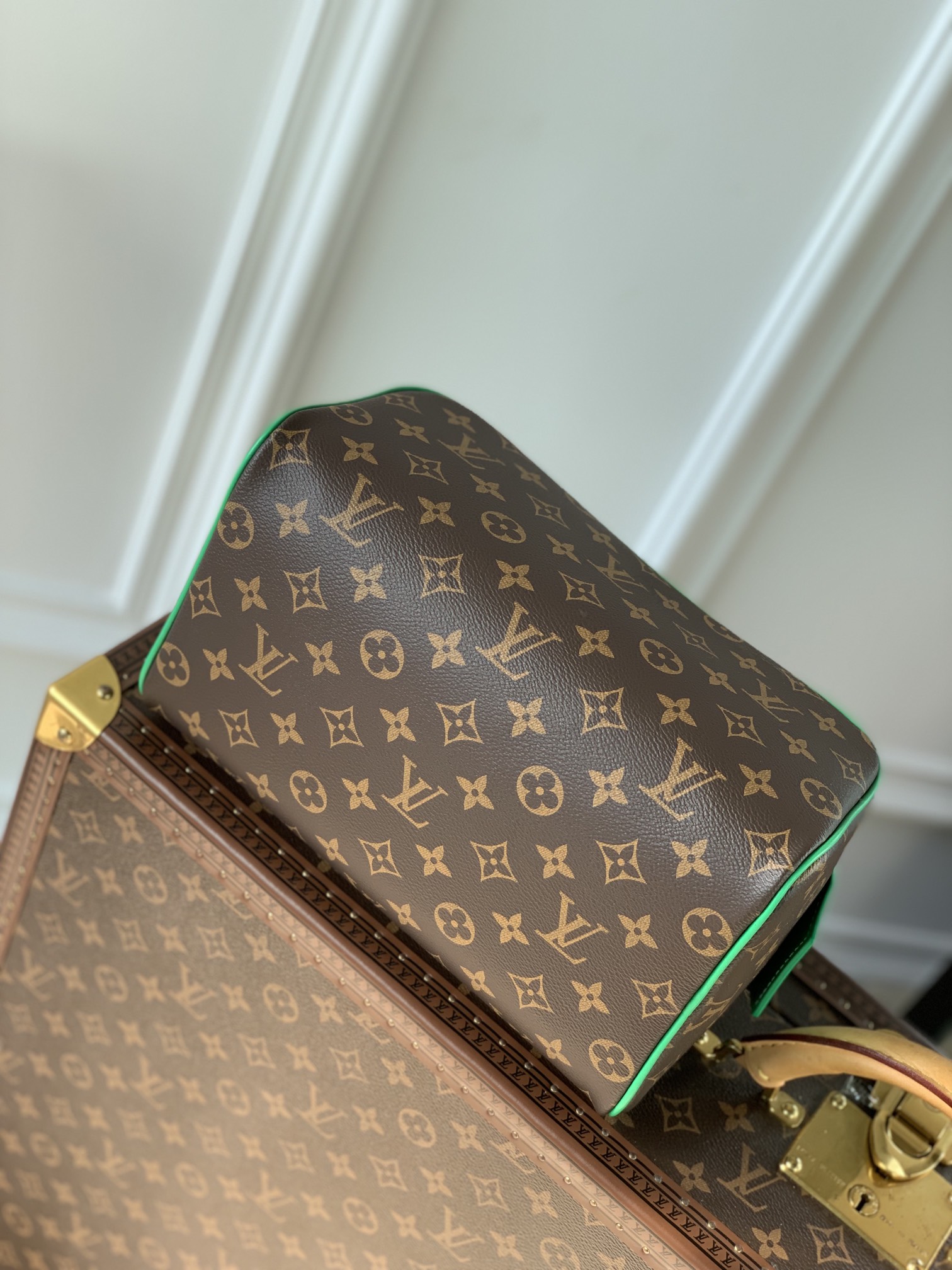 Louis Vuitton M46253 Dopp Kit Toilet Pouch Monogram Macassar coated canvas and Minty Green cowhide leather