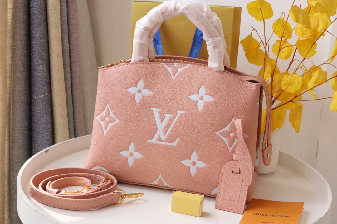 Louis Vuitton M46353 Petit Palais Handbag Embossed Supple Grained Cowhide Leather Rose