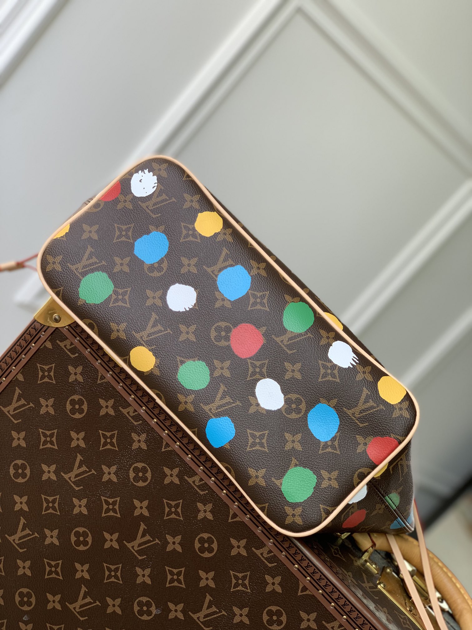 Louis Vuitton M46381 Neverfull MM Monogram Coated Canvas with 3D Painted Dots Print