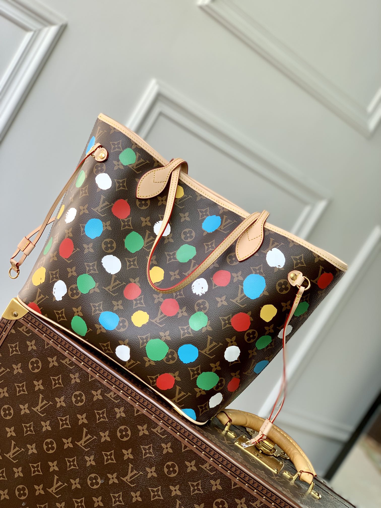 Louis Vuitton M46381 Neverfull MM Monogram Coated Canvas with 3D Painted Dots Print