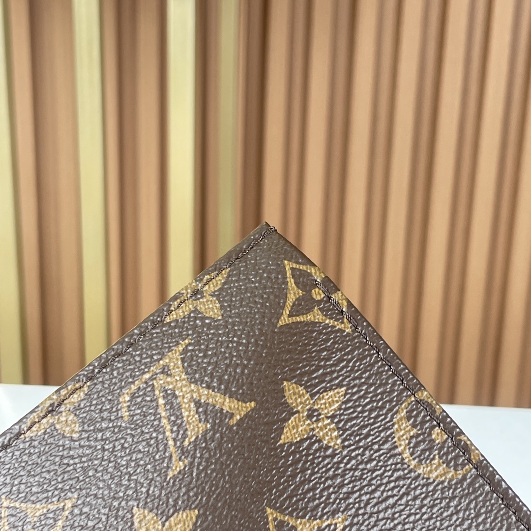 Louis Vuitton M47542 Women Toiletry Pouch 26 Monogram