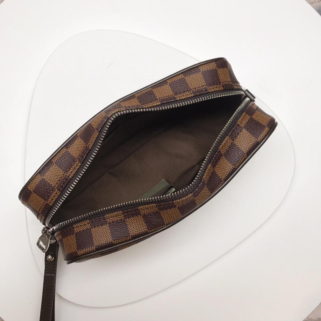 Louis Vuitton M47543 Men Clutch Bag Damier Ebene Canvas