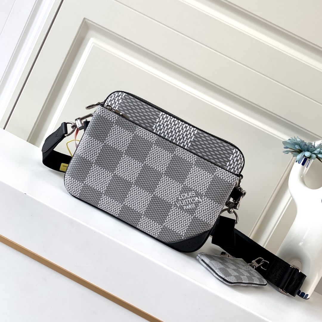 Louis Vuitton M50017-1 Trio Messenger Gray Damier Graphite 3D coated canvas