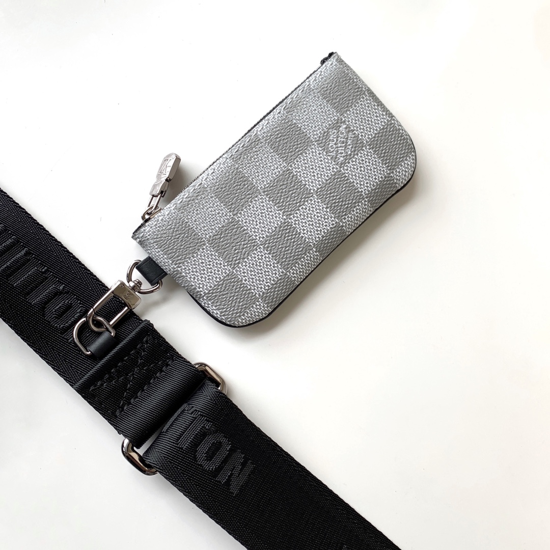 Louis Vuitton M50017-1 Trio Messenger Gray Damier Graphite 3D coated canvas