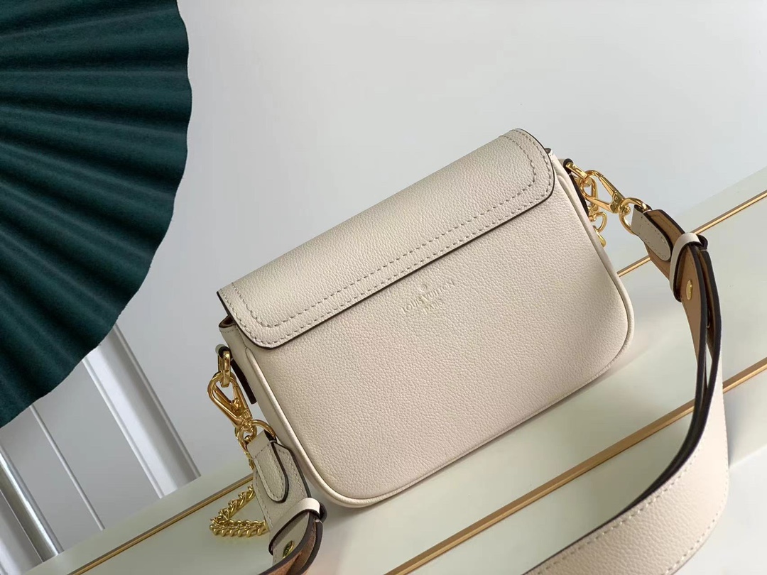 Louis Vuitton M58554 Lockme Tender Cross-body Bag Beige