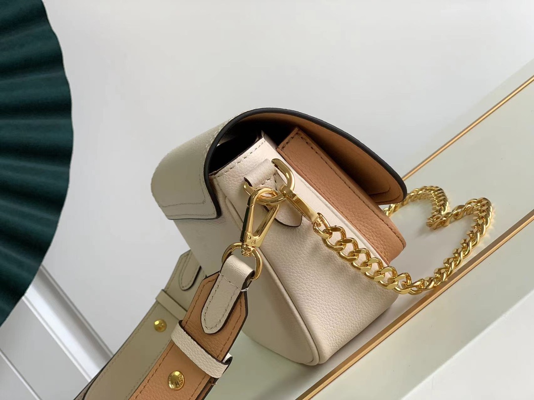 Louis Vuitton M58554 Lockme Tender Cross-body Bag Beige