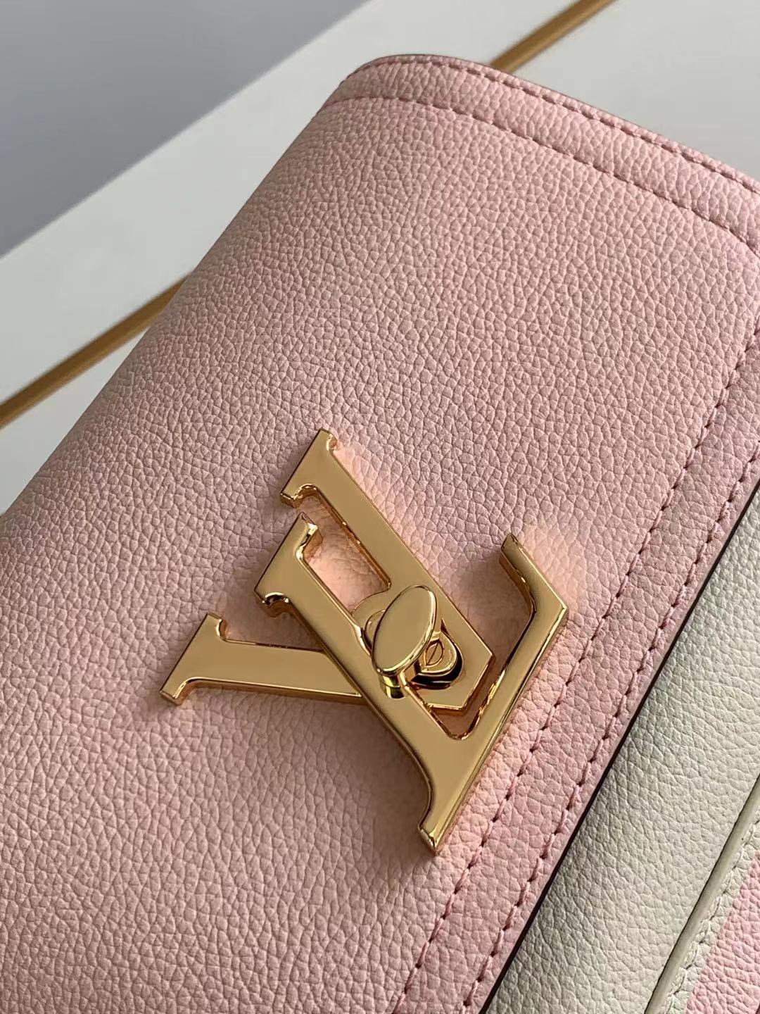 Louis Vuitton M58554 Lockme Tender Cross-body Bag Pink