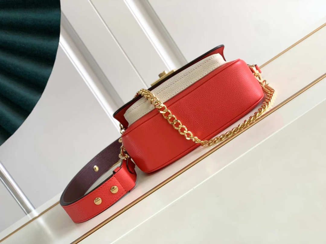 Louis Vuitton M58554 Lockme Tender Cross-body Bag Red