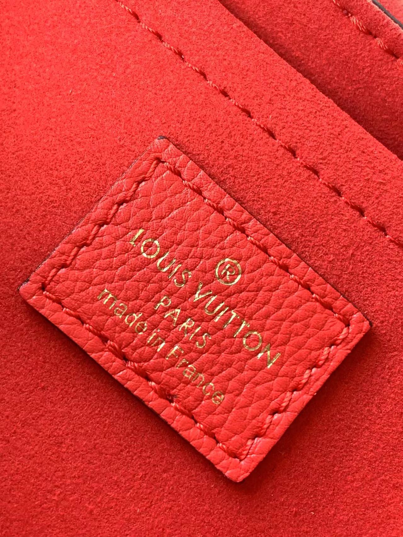 Louis Vuitton M58554 Lockme Tender Cross-body Bag Red