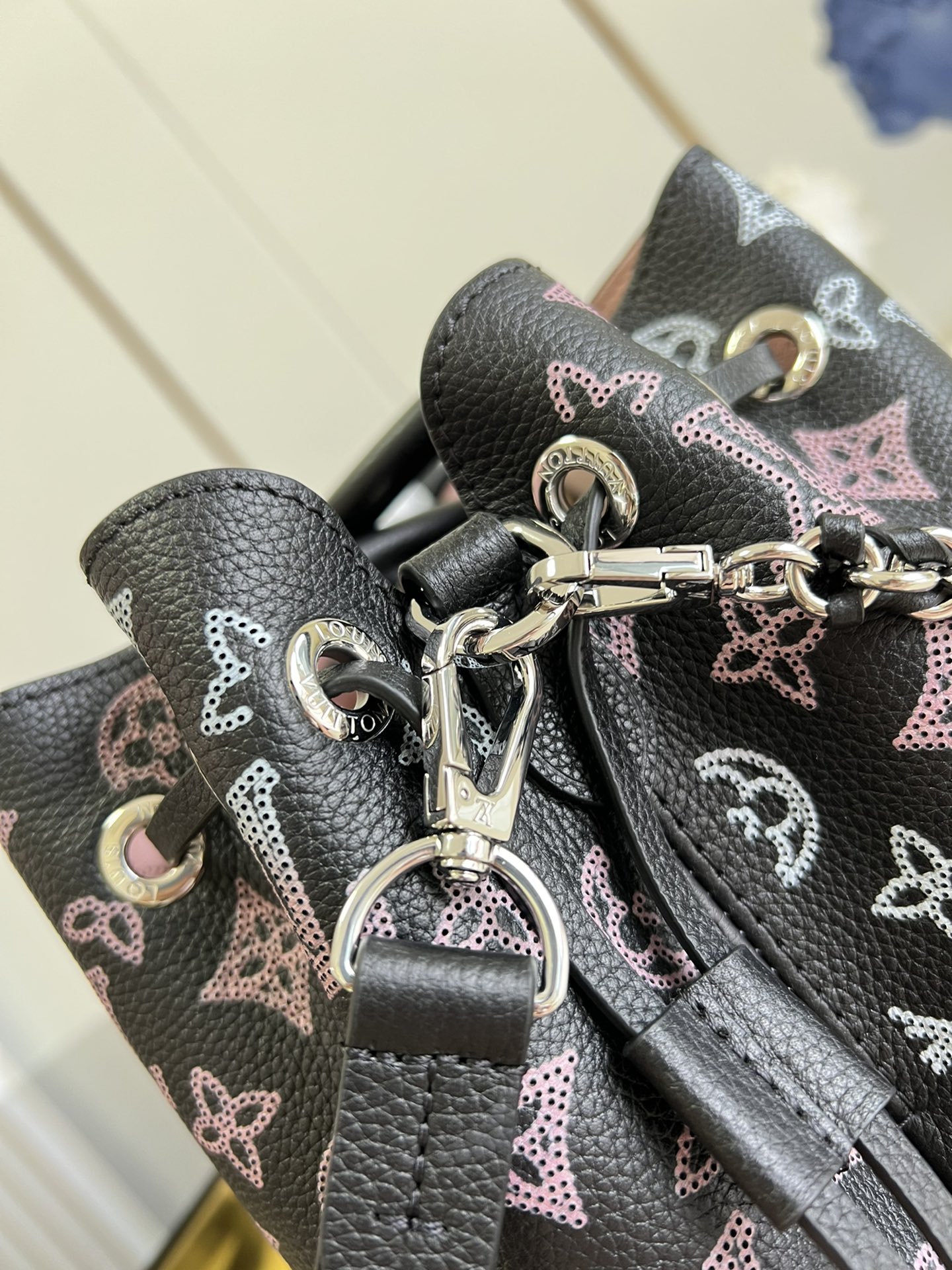 Louis Vuitton M59200 Bella Tote Bag Perforated Mahina Calf Leather Black